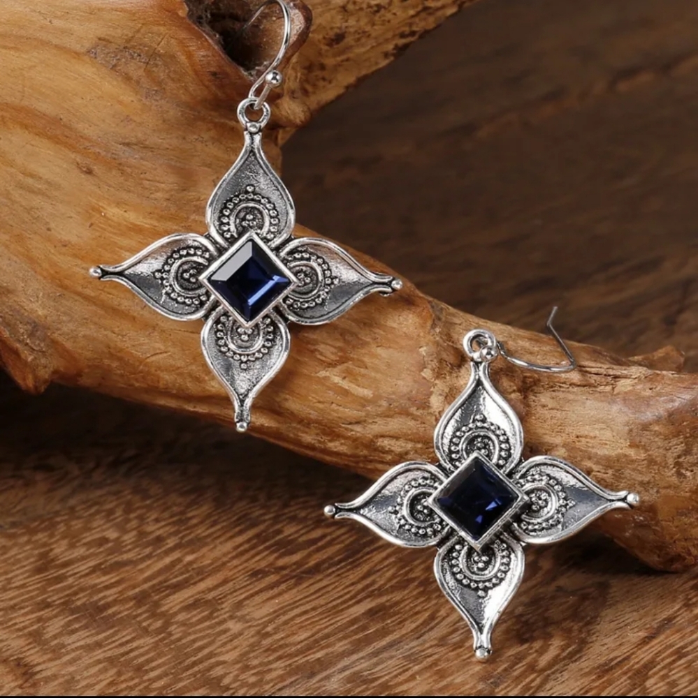 Engraved Flower Pattern‎ Dark Blue Stone Hook Drop Earrings 2/$15 3/$20 4/$25